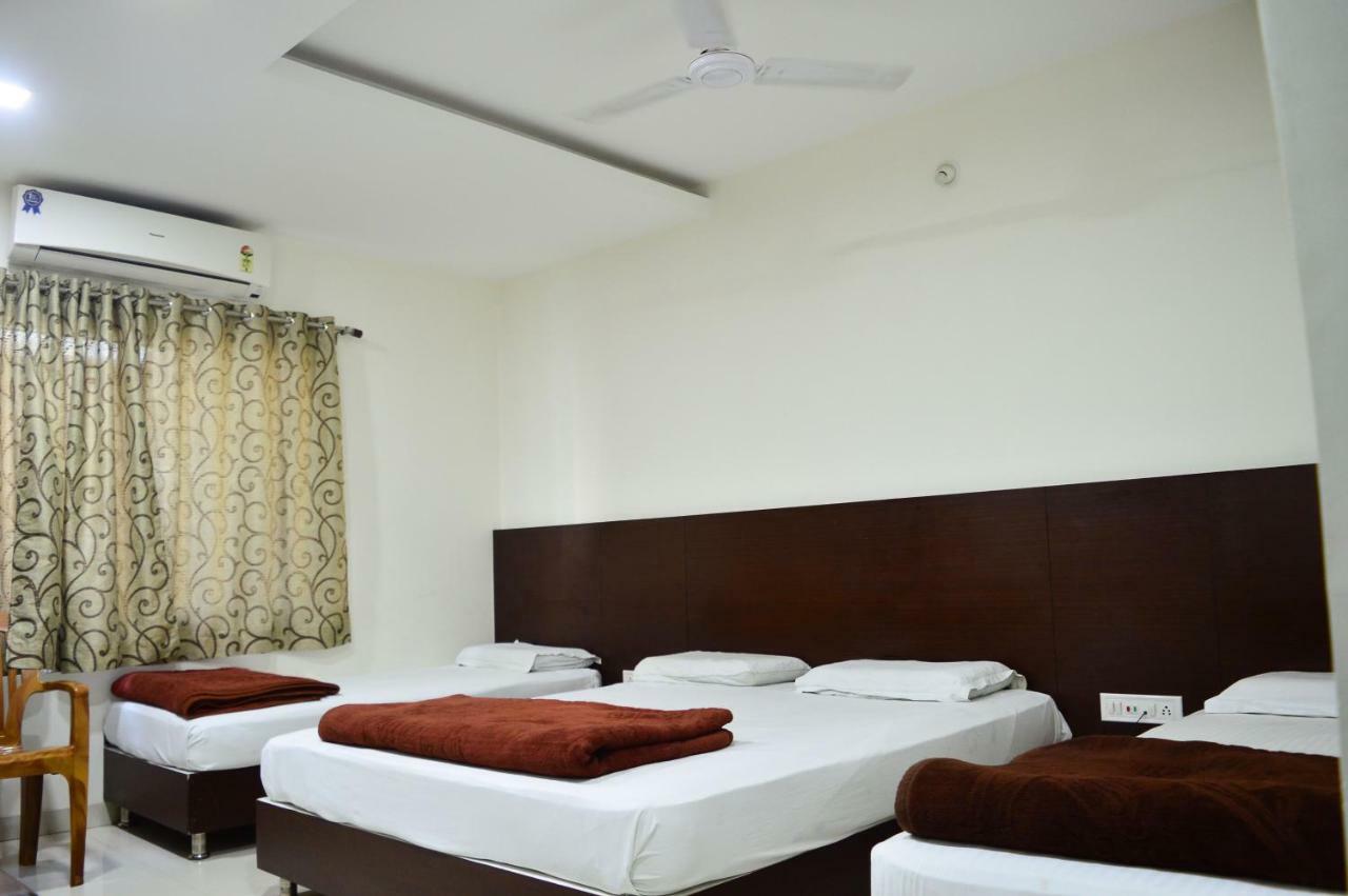 Hotel Maheshwari Avenue Ujjain Exterior foto
